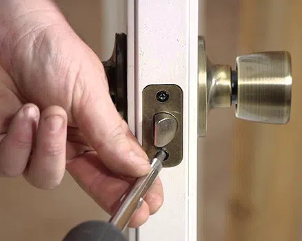 Neighborhood Locksmith Store Chicago, IL 312-288-7661 - expert-locksmith